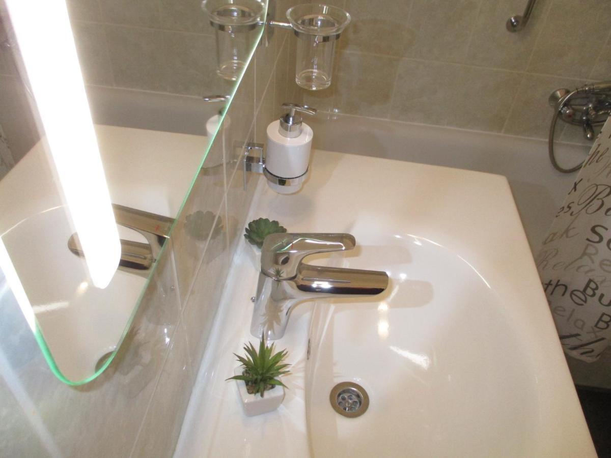 Ferencesek Apartman Pécs Exterior foto