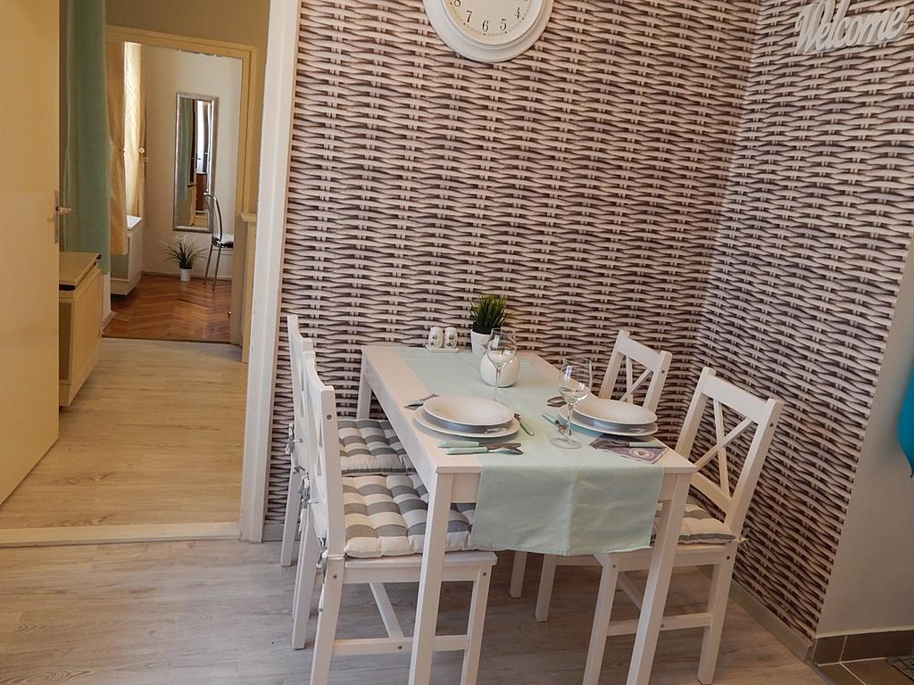 Ferencesek Apartman Pécs Exterior foto
