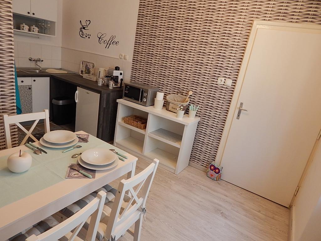 Ferencesek Apartman Pécs Exterior foto