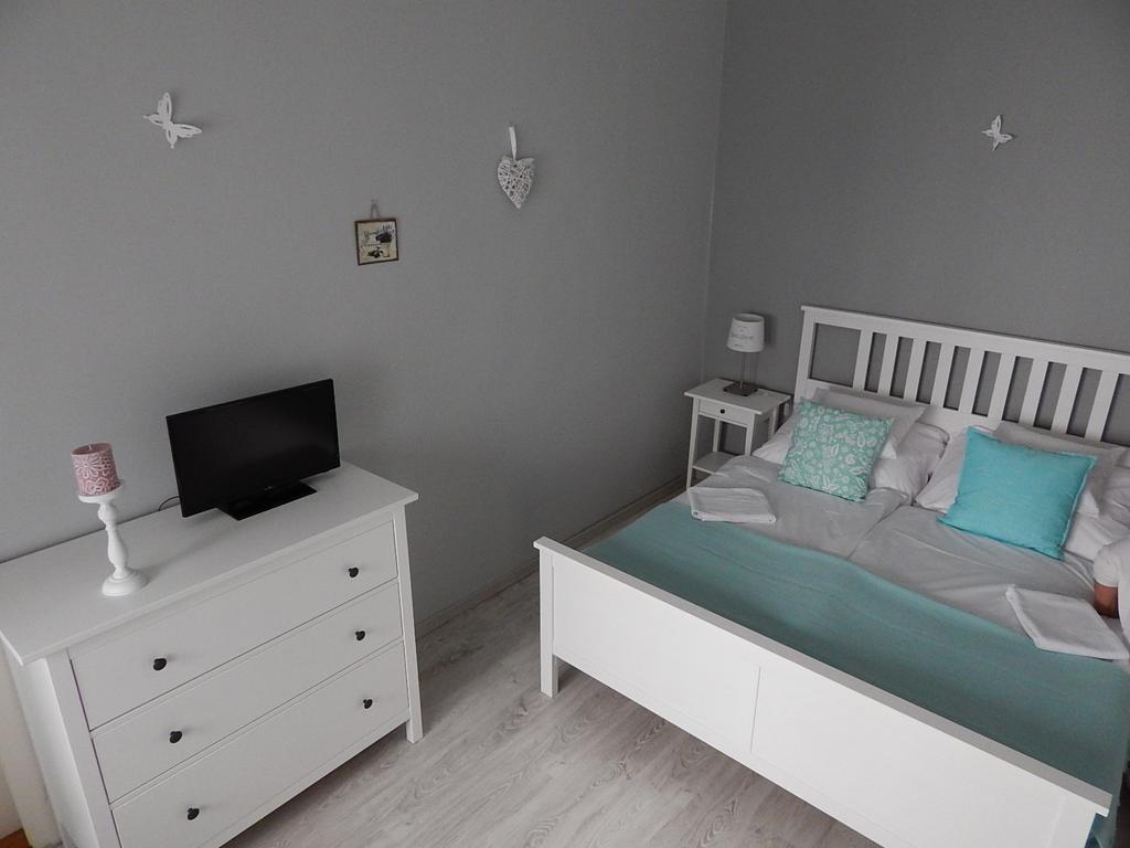 Ferencesek Apartman Pécs Exterior foto