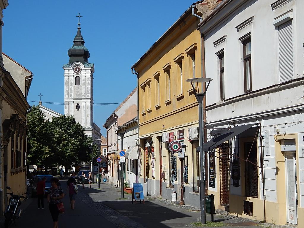 Ferencesek Apartman Pécs Exterior foto