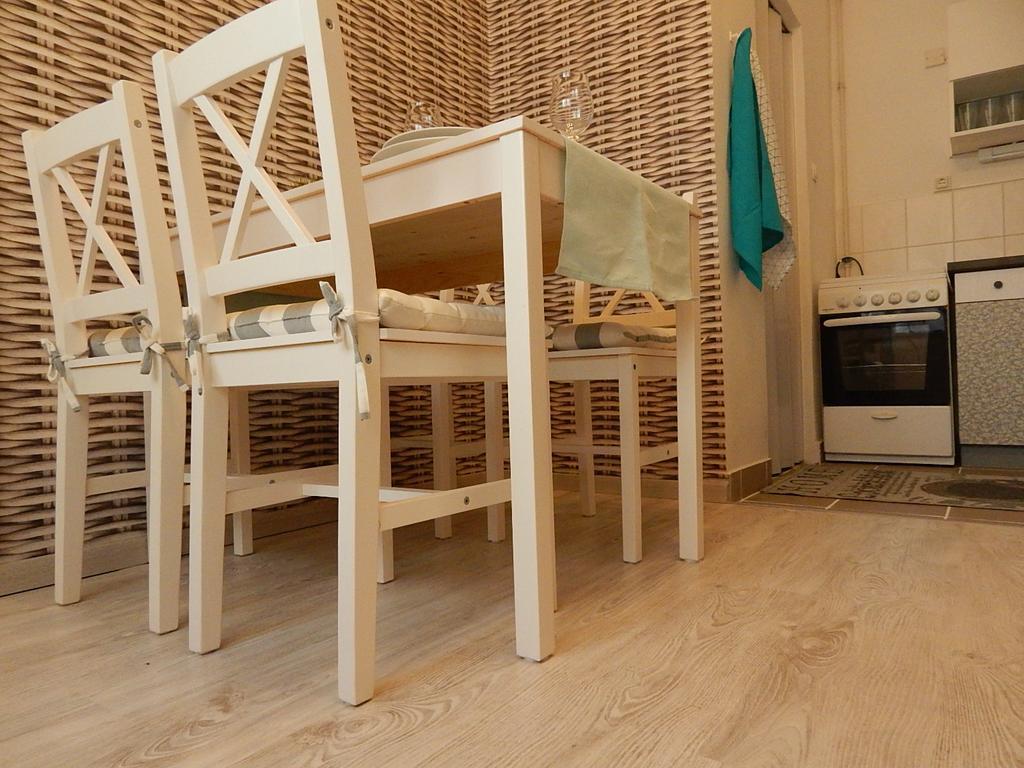 Ferencesek Apartman Pécs Exterior foto